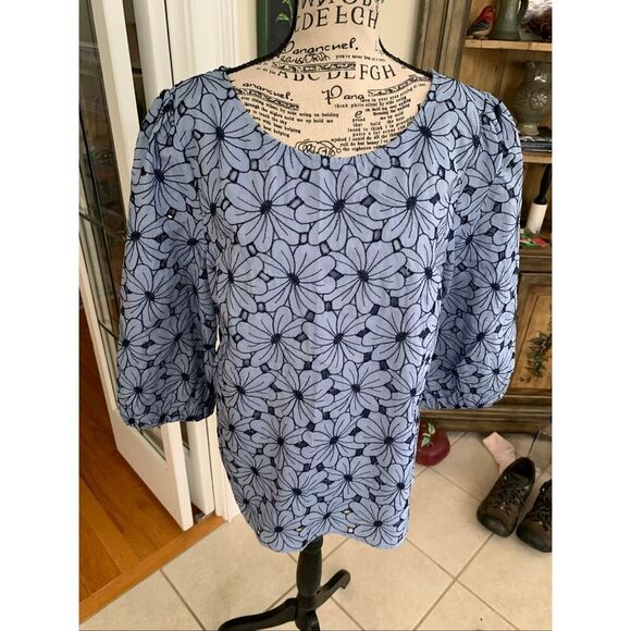 NWT Talbots FLORAL EYELET TOP - CHAMBRAY - Picture 6 of 11